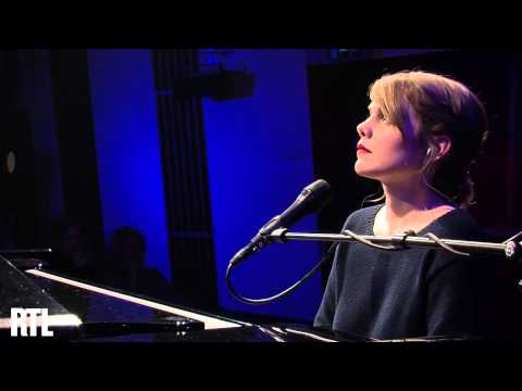 Cœur de Pirate - Comme des Enfants en live dans le Grand Studio RTL - RTL - RTL