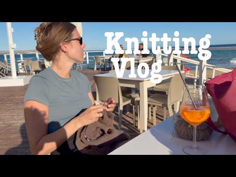 Knitting Vlog - Locked in on my Testknit the Winnie Sweater while in Italy and back in Amsterdam