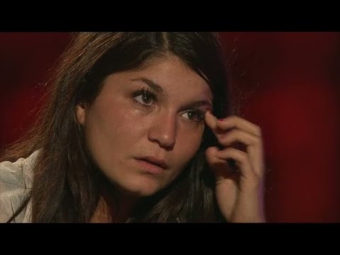 Abir i tårar under mötet med juryn - Idol Sverige (TV4)