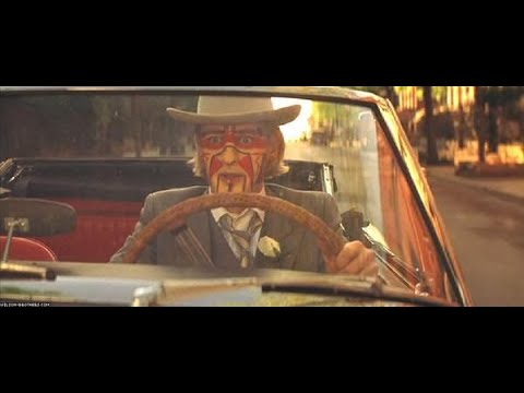 The Royal Tenenbaums (2001) - Eli crash his car into the front of the house