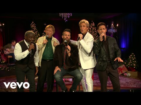 Gaither Vocal Band - Mary Was The First One To Carry The Gospel