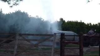 preview picture of video 'Fumigación de cítricos muy cerca de la escuela agrotécnica en Chajarí'