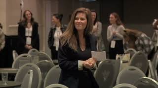 Download lagu Jennifer Maxwell Speaker Reel  - Read the Room Sample mp3