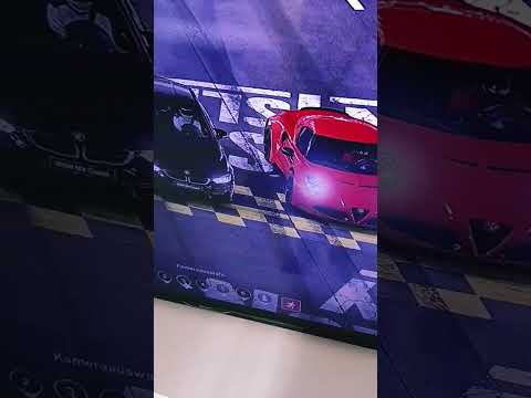 BMW E49 VS ALFA ROMEO 4C