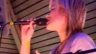 ilse@qmusicborrel:'waterfall"