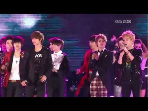 [HD] 111022 DBSK SHINee 2PM BEAST - New York New York