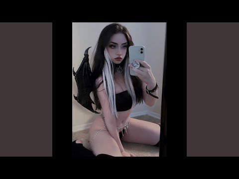 I NEED A HENTAI BITCH