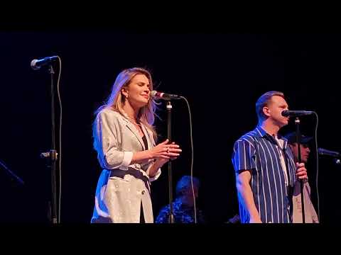 Ksenia Buzina "Superstar" Live (Karen Carpenter Cover) Leonid & Friends 11/10/2023 Fox Visalia