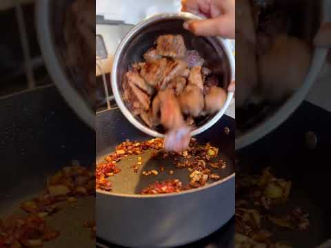 recipes for my Braised Tenderloin Tips + Creamy Mashed Potatoes are on on deepfriedhoney.com