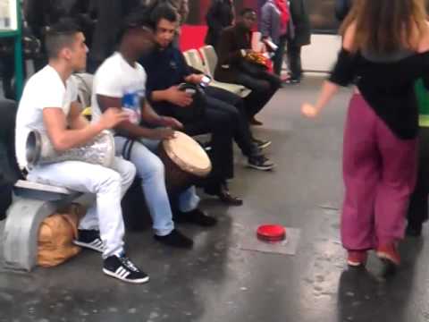 Amazing Djembe Show Continues, Chatelet, Paris, Metro music performance 28.01.2014.