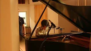 Jonny Greenwood – Climbing Cycle [Unreleased]