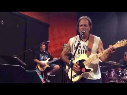 The dead flowers band Nyc. Handsome jack band stand by me