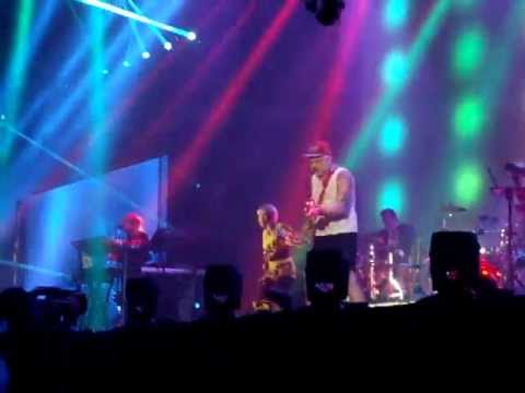 robyn ft christian falk - tell you and dream on @ tele2 arena stockholm 2013-08-24