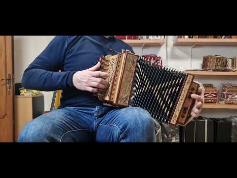 Polca Del Trillo (Di Pietro) Organetto Carboni 2 bassi 12 tasti in ulivo tonalità RE Binci