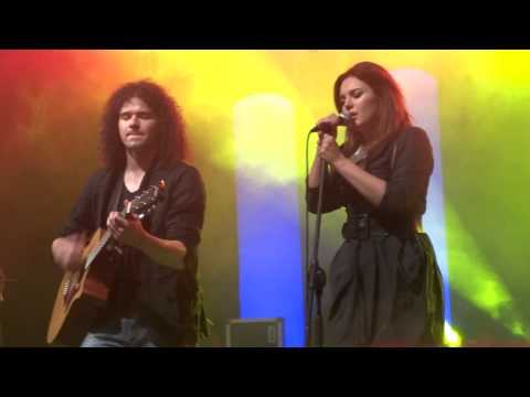 Ewa Farna - La la laj  [CZ] - LIVE