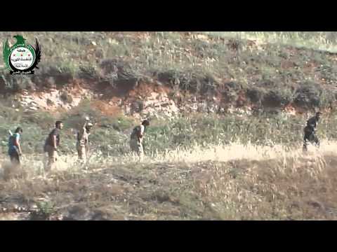 مجموعات المؤازرة التابعة لجبهة الإنقاذ الثورية تتوجه الى أرض المعركة لمؤازرة باقي المقاتلين على جبهة خطاب في ريف حماة