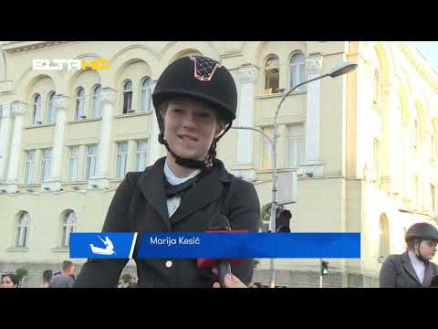 BL HRONIKA 21 06 22 - DEFILE KOČIJA U GRADU