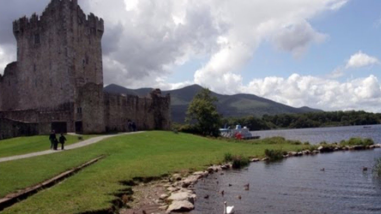 Ireland : Blarney Castle, Cork, Cobh, Kinsale, Youghal and Killarney