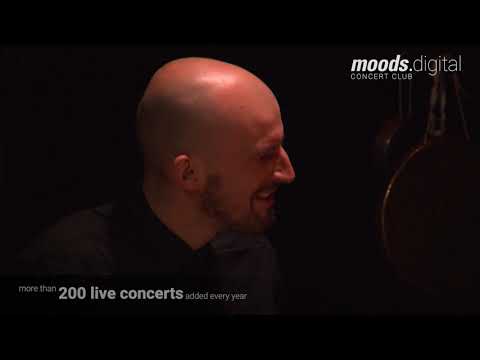 download lagu mp3 mp4 Yves Theiler, download lagu Yves Theiler gratis, unduh video klip Yves Theiler