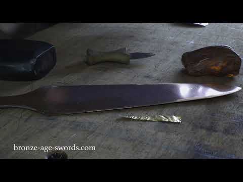 Early Bronze Age Daggers  - Neil Burridge's Sword Corner - Ep 03