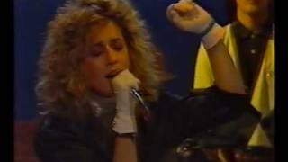 OLE OLE  MARTA SANCHEZ  NO TE NECESITA  el espejo magico.avi