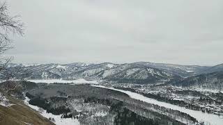 preview picture of video 'Вид с горы Чертов палец озеро Ая март 2019...View from the mountain Devil's finger Lake Aya Russia'