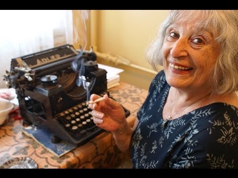 Nora Iuga - Teme-te, esti tanara!