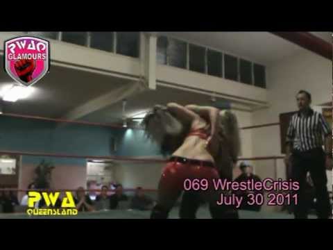02 Niki Nitro vs Storm - Women's Championship