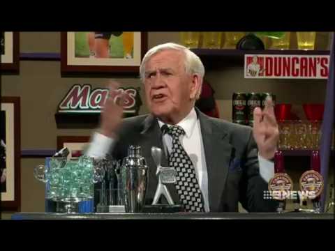 Tony Jones' tribute to Lou Richards (Nine News, 8 May 2017)