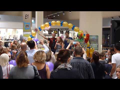 Laura Vidović - Iznad oblaka