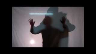 Bjork - Thunderbolt (video)