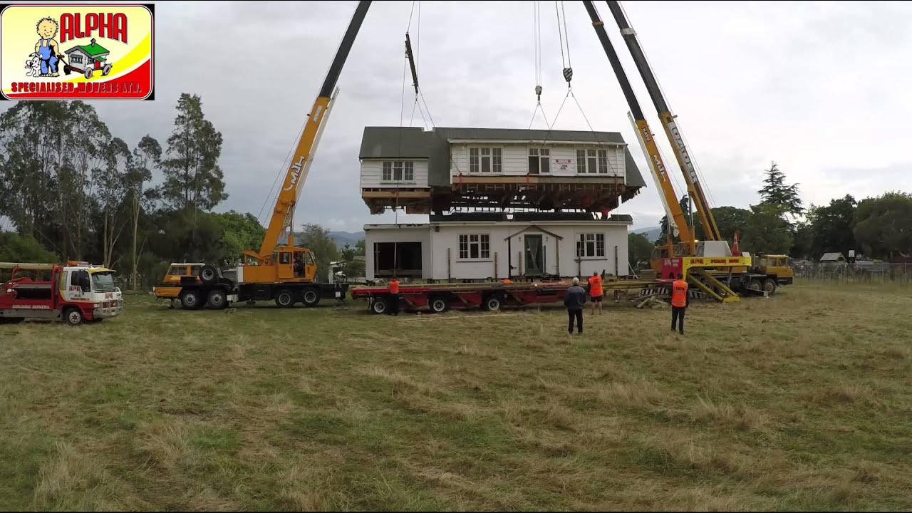 Alpha Specialised Movers - Timelapse of roof lift