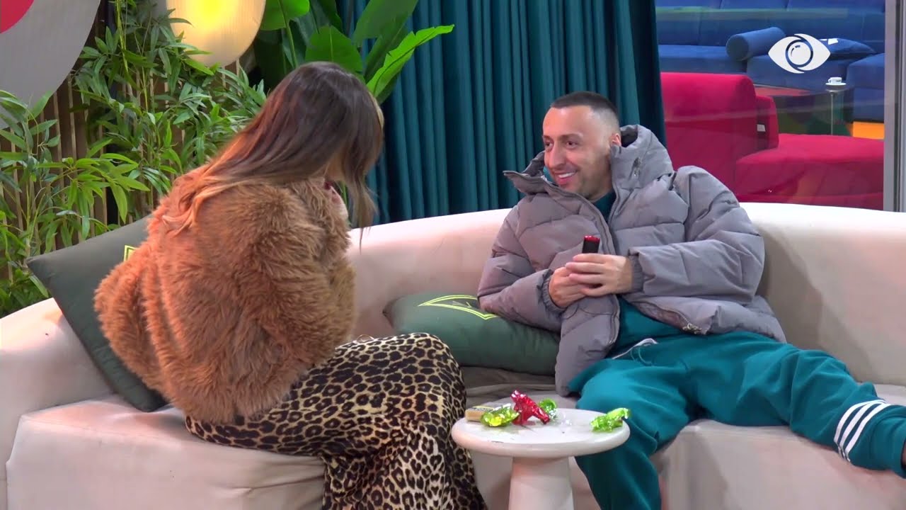 Të tjera doni, të tjera thoni/ G Bani bisedon me Valbonën