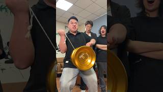 Download lagu Can I do the easiest trick with world’s biggest yoyo?😎#magicyoyo #yoyo #tricks #yoyotricks #fypシ mp3