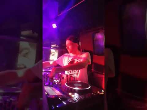 Kérocore @Underground Industry Family 8-03-19 À Paris!