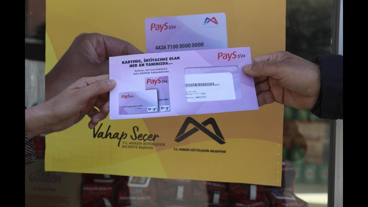 MERSİN BÜYÜKŞEHİR, HALK KART İLE HEM YURTTAŞA HEM ESNAFA DESTEK OLUYOR