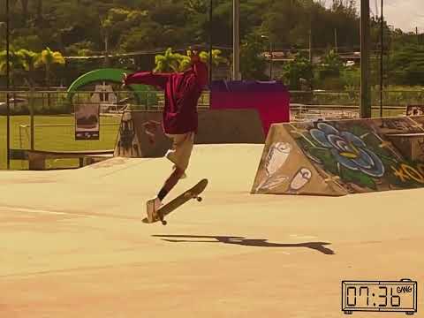 00736 Luis Cora 📟💨