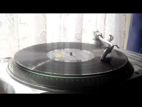 Reo Speedwagon - Take It On The Run (Epic).