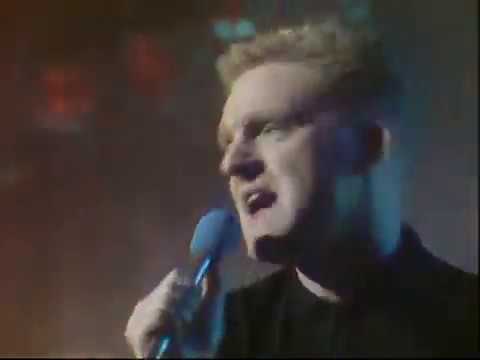 Video thumbnail for Sometimes (Live) [Tom O’Connor Roadshow - 1987/03/02]