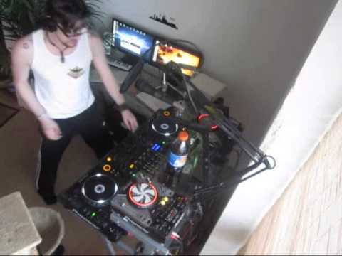 Gregor le DahL - I Love Happy Hardcore #21 - The Comeback Movie (Video Set)