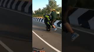WhatsApp status video KTM Duke 250 stunt 😱😱😱😱😱😱😱😱😱😱😱