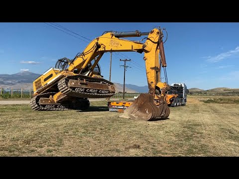 Transporting The Liebherr 974 Excavator With Goldhofer Trailler - Fasoulas Heavy Transports