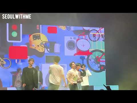 SINGAPORE VLOG | 191102 PENTAGON PRISM WORLD TOUR IN SINGAPORE