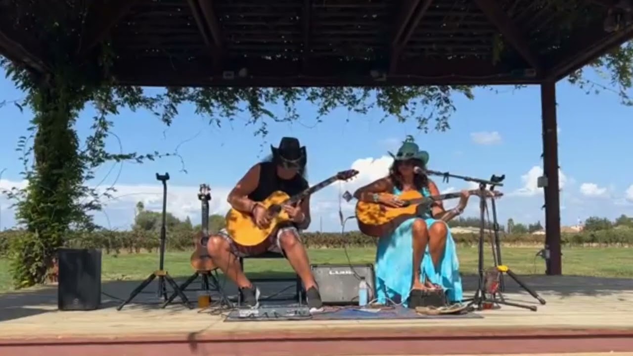 Promotional video thumbnail 2 for The Breedloves
