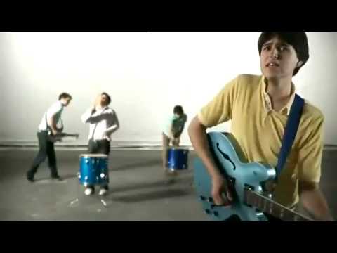 pomDeter - A-Neck (The Wedding Present vs Vampire Weekend)