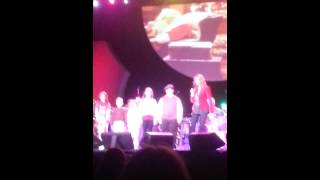 Chittenango sings with Linda Davis and Kenny Rogers Beginning of Show