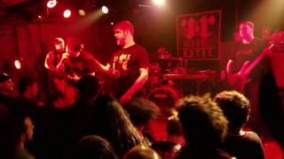 Pig Destroyer - The Diplomat live 3 Dec 2016 at Rock & Roll Hotel