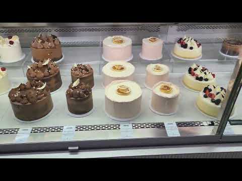 LaManna Supermarket and Essendon Fields Airport