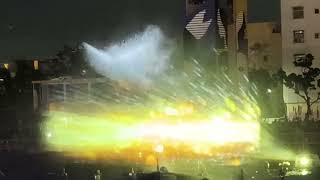 2024高雄海洋派對，大港橋邊的音樂水幕秀。