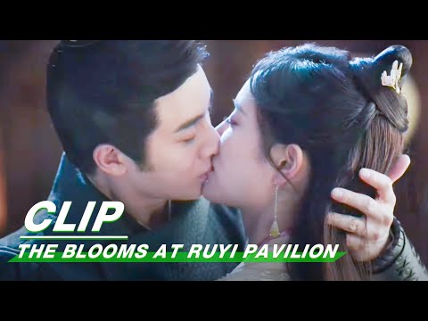 Clip:Kiki Xu Has Fallen In Love With Him | The Blooms At RUYI Pavilion EP35 | 如意芳霏 | iQIYI